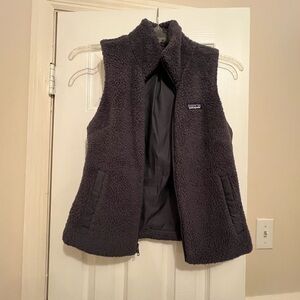 Patagonia Charcoal Fleece Vest